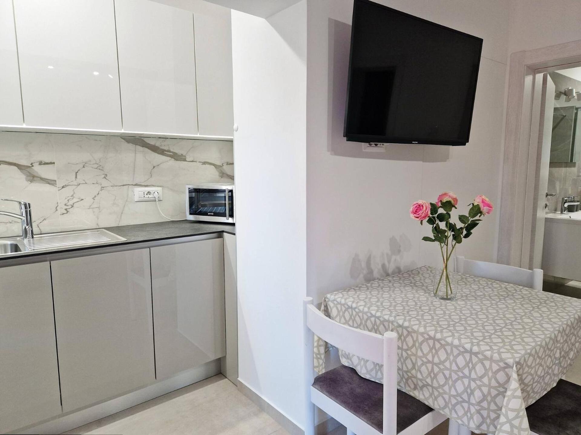 Sunshine Residence Baska 2 מראה חיצוני תמונה